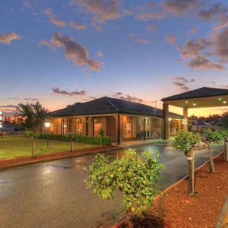 Bushman'S Motor Inn Parkes Eksteriør bilde
