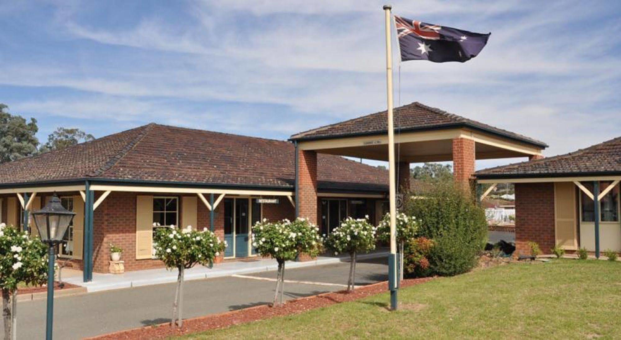 Bushman'S Motor Inn Parkes Eksteriør bilde